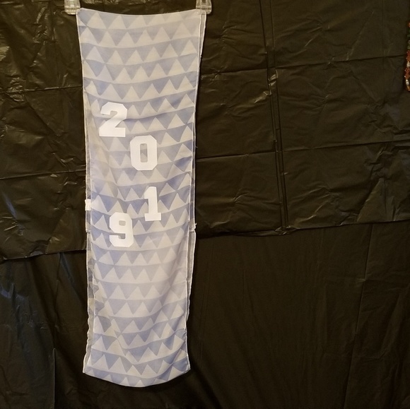 Scarfs - Picture 2 of 2